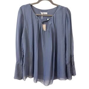 NWT Cobblestone Living 100% Silk Leopard Print Bell Sleeves Blouse Blue One Size